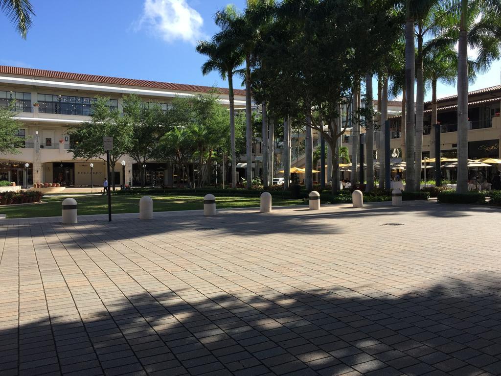Lyx Suites At Merrick Park In Coral Gables Bagian luar foto