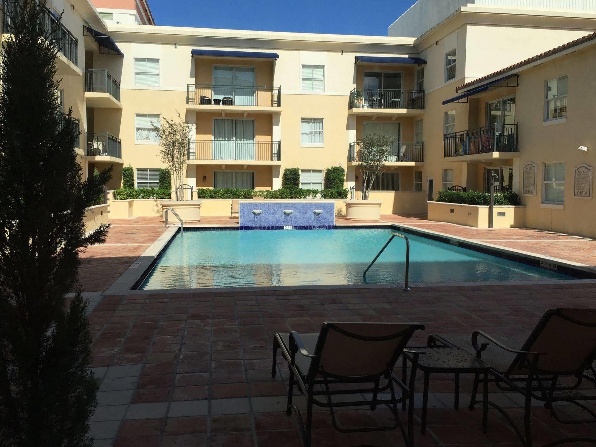 Lyx Suites At Merrick Park In Coral Gables Bagian luar foto