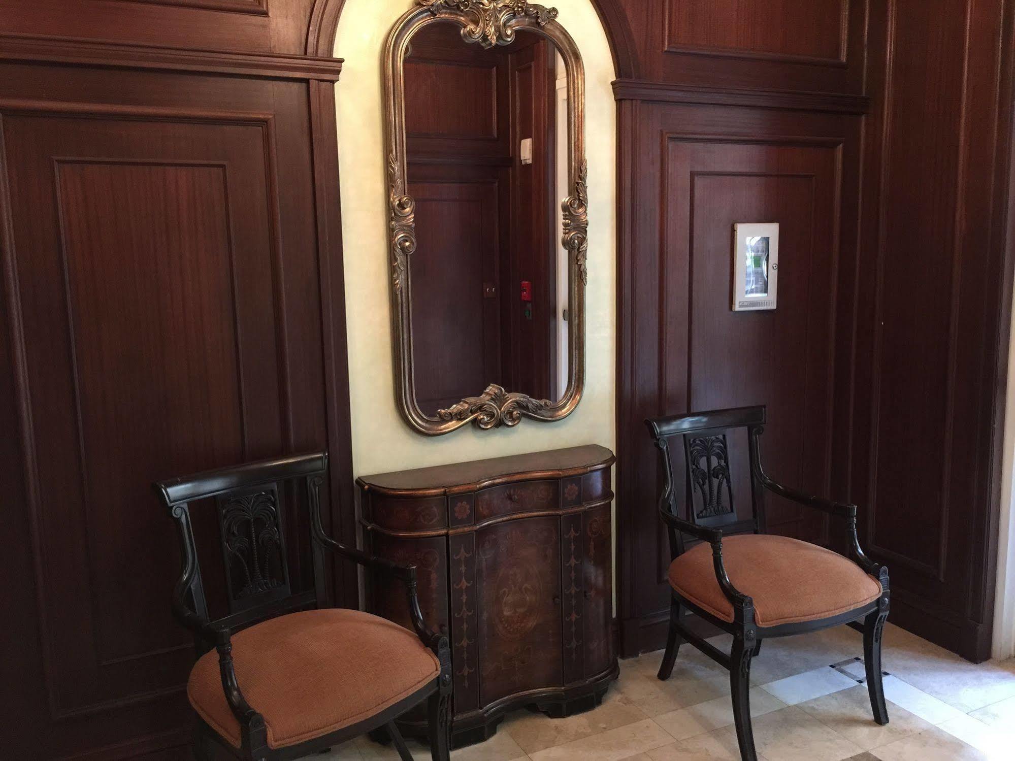 Lyx Suites At Merrick Park In Coral Gables Bagian luar foto